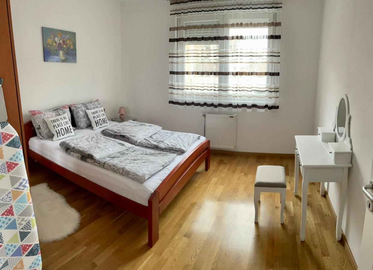 Paris Apartment -Free Private Parking Novi Sad Exterior photo
